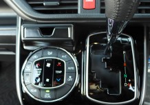 トヨタ　VOXY　2.0ZS煌　ETC　バックカメラ　ワンオーナー　禁煙車 　両側電動スライドドア　車検整備付　のサムネイル